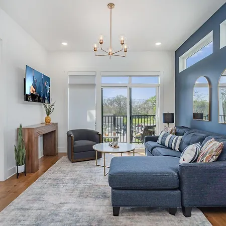 Gallatin Retreat-Private Balcony-In East Nashville